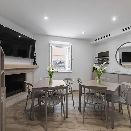 Piazza Roma B&B *