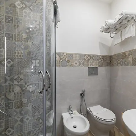 Piazza Roma B&B 노르마